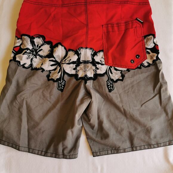 Mossimo Mens Summer Board Shorts size 32, Red, Multi Color, Aloha - Picture 11 of 11